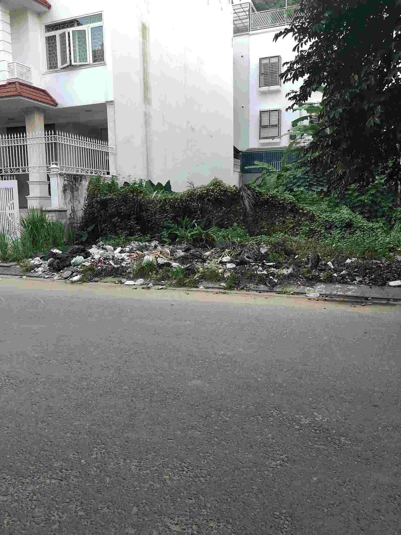 Bán đất khu Him Lam Kênh Tẻ đường số 6, giá 130 triệu/m2, diện tích 7.5mx20m=150m2. LH: 0913.050.053 Mr Huynh