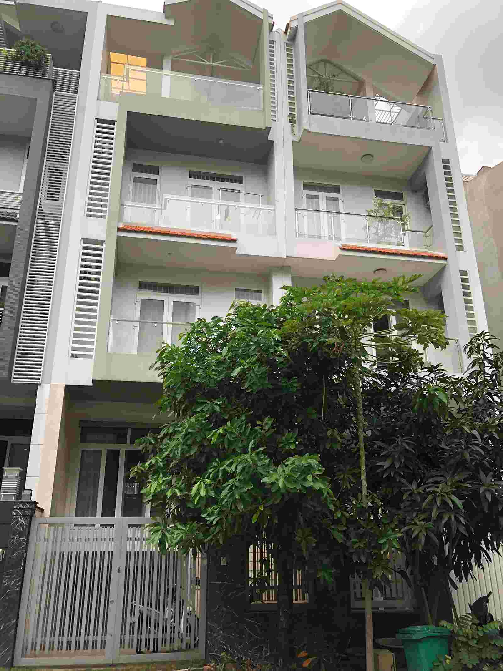 Bán nhà khu Him Lam Kênh Tẻ Quận 7 giá 16.5 tỷ, View Công Viên, đường số 20, và nội thất  đẹp. LH: 0913.050.053  Mr Huynh.