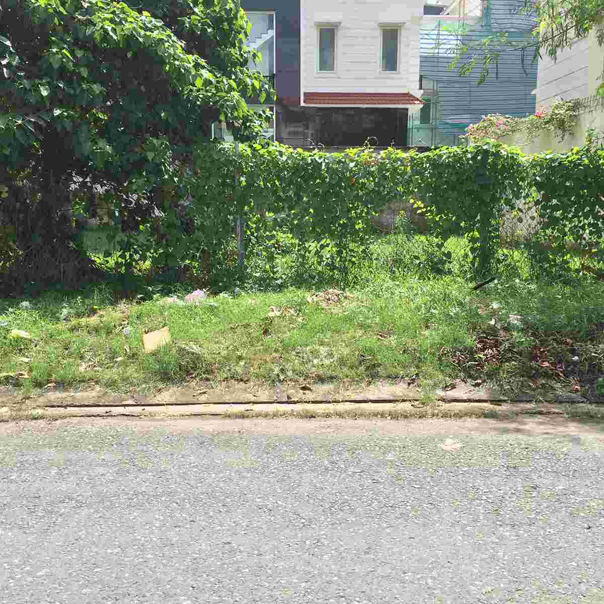 Bán đất Him Lam Kênh Tẻ đường Nguyễn Thị Thập, nền nhà phố 100m2, giá 185 triệu/,m2. LH: 0913.050.053